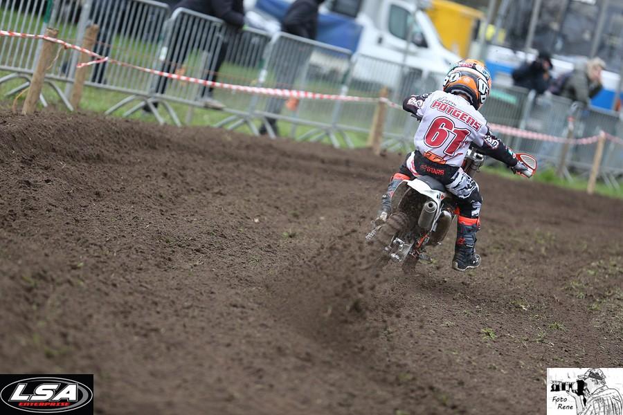 85 cc (16)-vorselaar